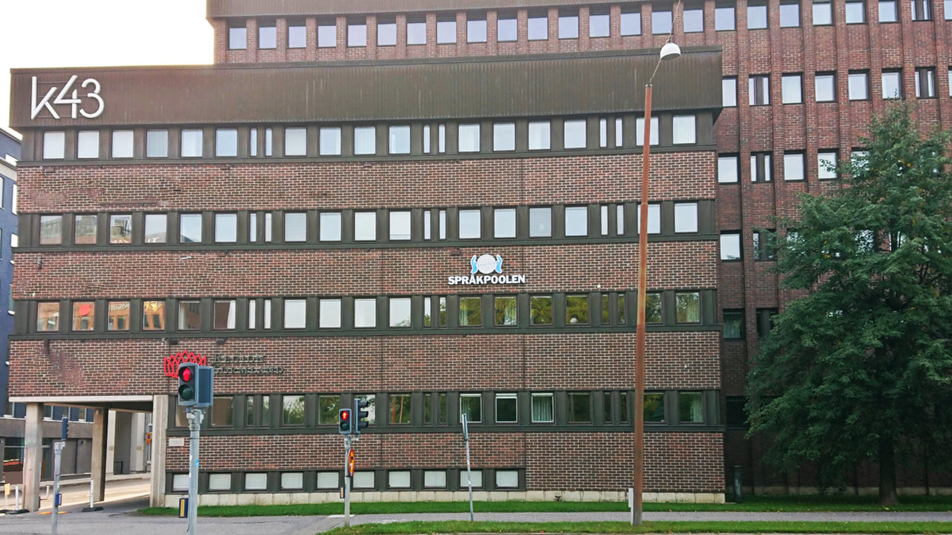 fasadsen på bygganden där Språkpoolens ny lokaler befinner sig.